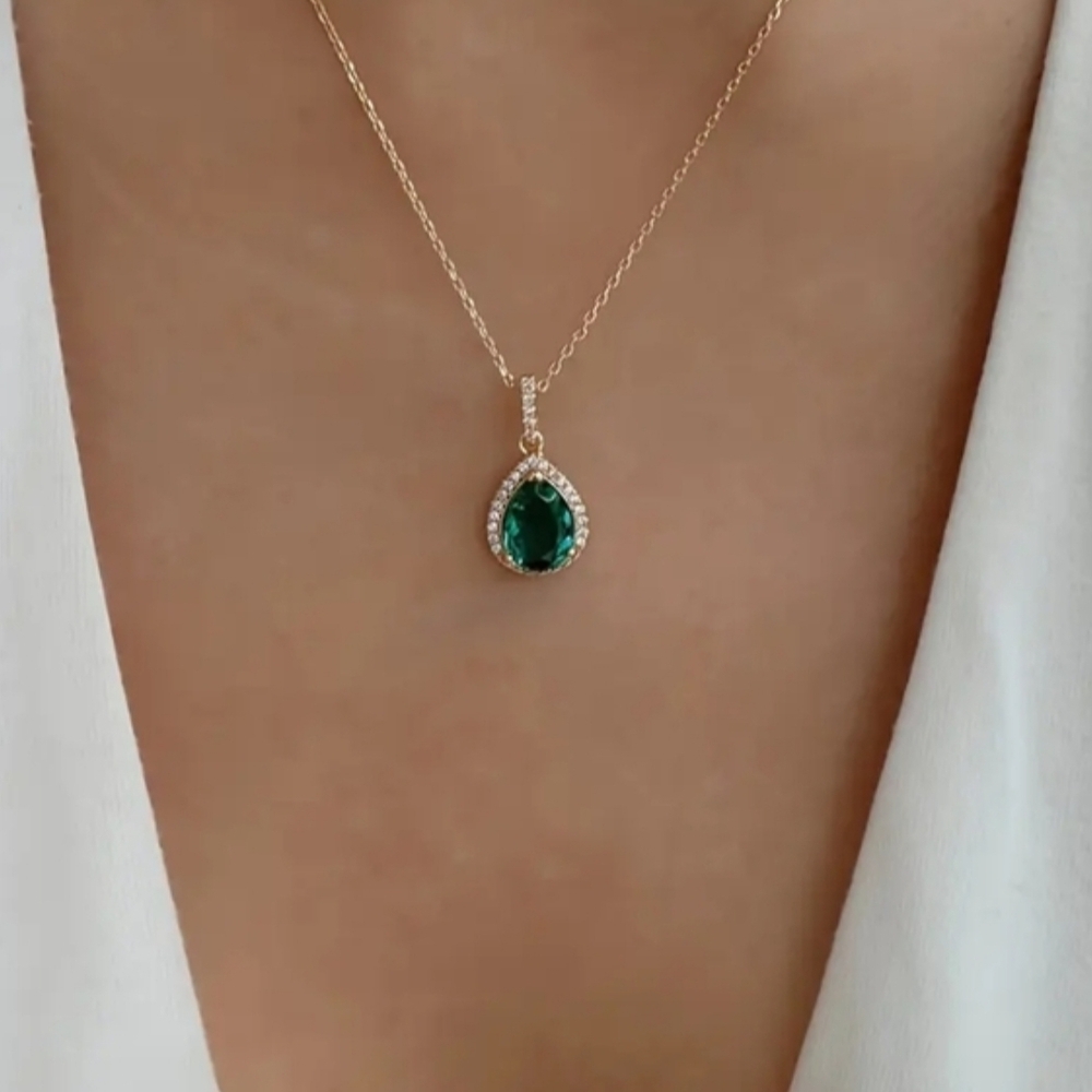 Gold and Green Emerald Teardrop Pendant Necklace